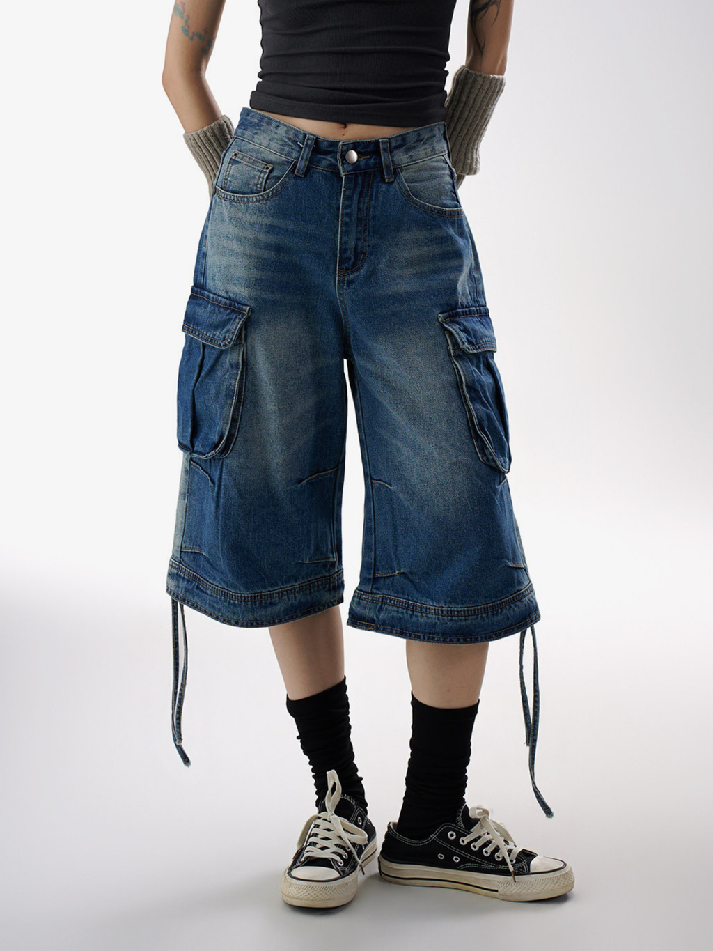 BasicLine - Damen-Cargohose aus Denim in verkürzter Länge mit vielen Taschen