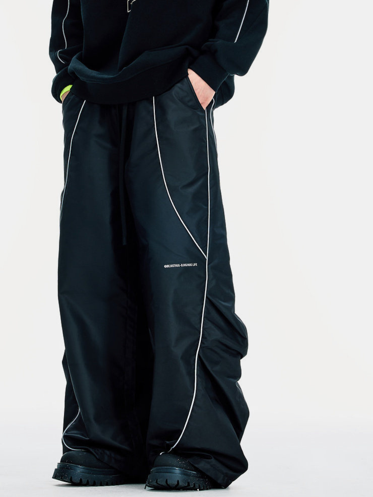 MesaFlow – Unisex wasserabweisende, leichte Hose mit reflektierenden Streifen