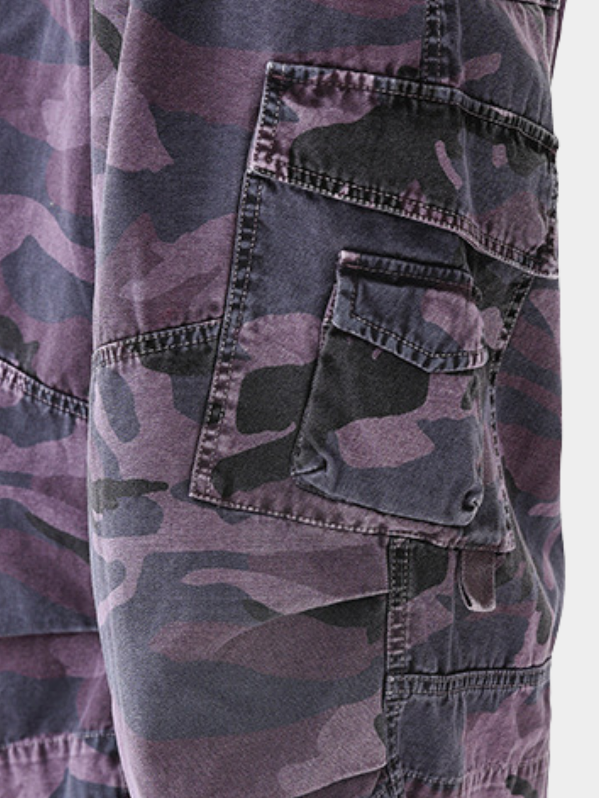 CampShell – Unisex-Camouflage-Shorts mit mehreren Taschen in lockerer Passform