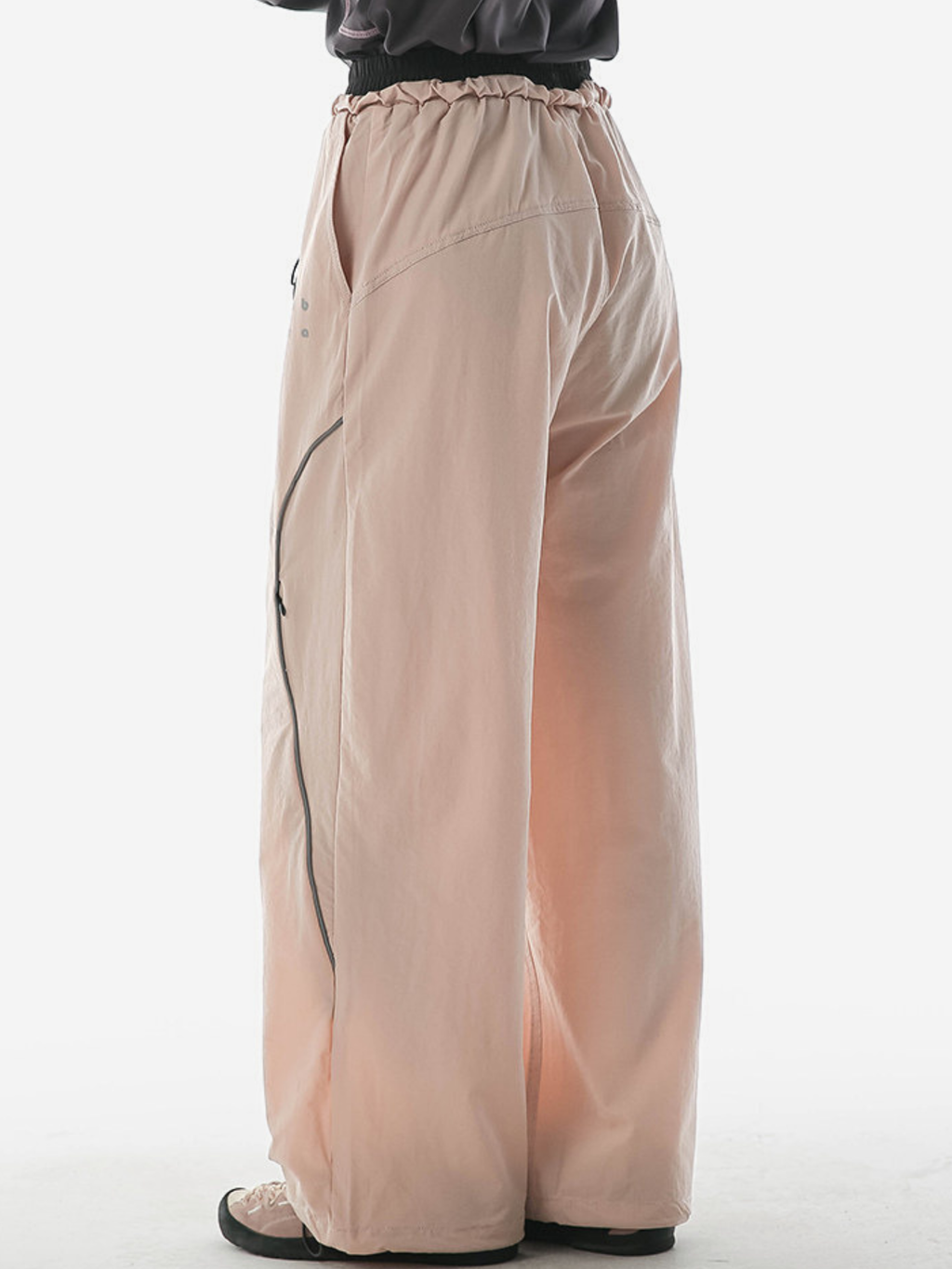 FrostVibe – Schnelltrocknende, reflektierende Damen-Leichtgewichtshose