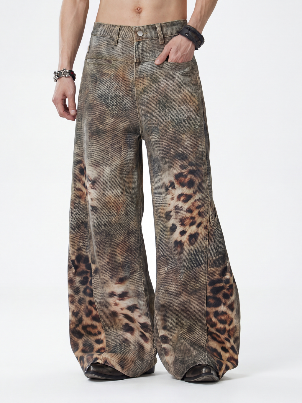BeltSkip – Unisex 3D-gedruckte Distressed-Hose im Leopard-Design mit geschwungenem Beinverlauf