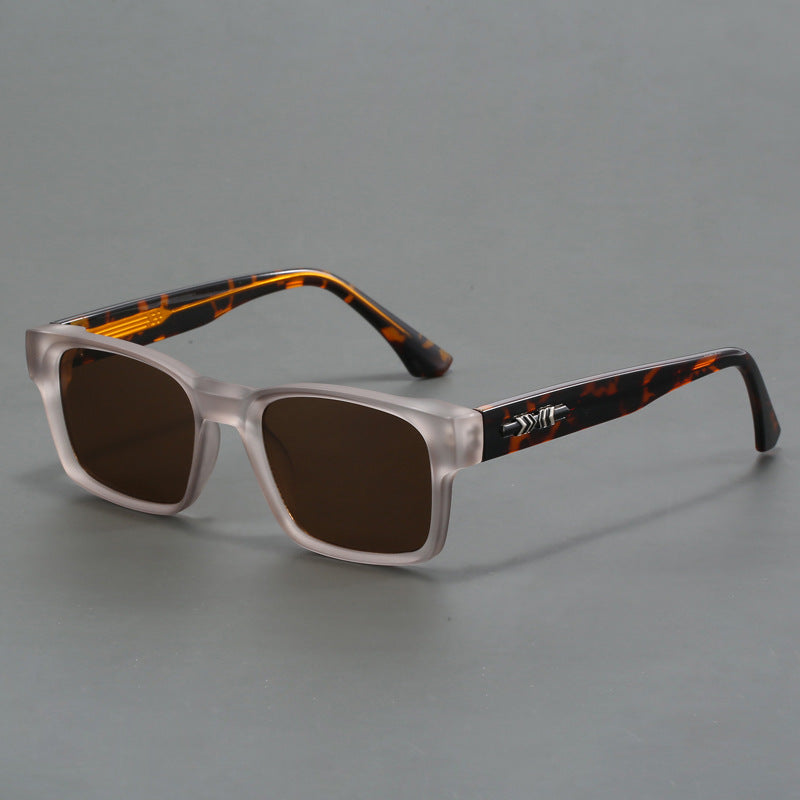 Colorblock-Sonnenbrille mit eckigem Rahmen und polarisierten Gläsern im Retro-Stil